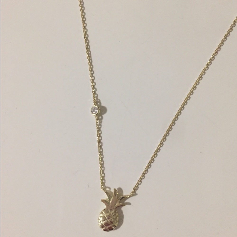 Dainty Gold Pineapple Necklace